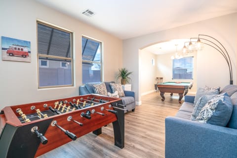 Pool & Patio: Family-Friendly Goodyear Home! House in Goodyear