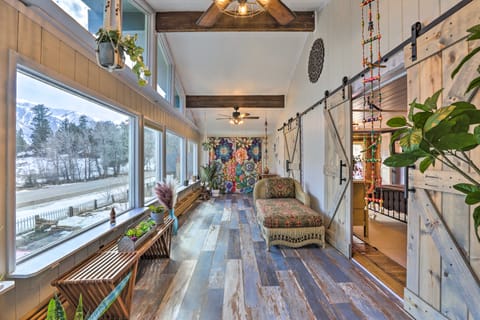 Lake Cabin w/ King Bed, Foodie Kitchen, & Views House in Colorado