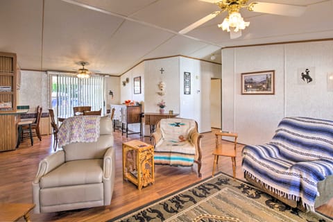 Cozy Yuma Retreat w/ Furnished Patio & Grill! House in Fortuna Foothills