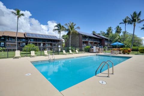 Molokai Shores Resort Condo w/ Pool & Views! Apartment in Kaunakakai