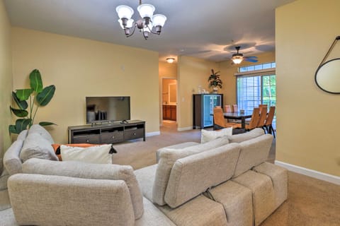 Sun-Soaked Kissimmee Gem w/ Resort Amenities! Apartment in Four Corners