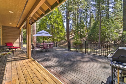 Hike + Explore: Graeagle Getaway w/ Furnished Deck House in Graeagle
