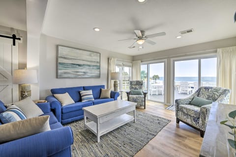 Breezy PCB Retreat w/ Direct Beach Access! Cottage in Sunnyside