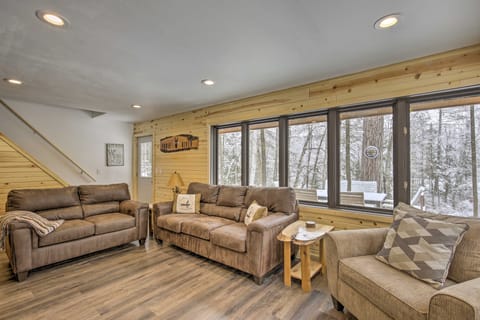 'Deerskin Lodge' w/ Boat Dock & Fire Pit! House in Wisconsin