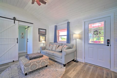 Landscape Views: Sweetwater Country Cottage! Cottage in Tennessee