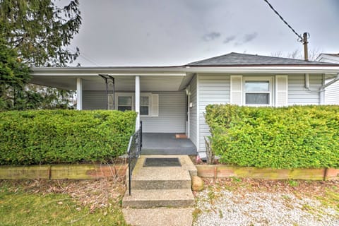 Family-Friendly Hideaway Near Presque Isle! House in Millcreek Township