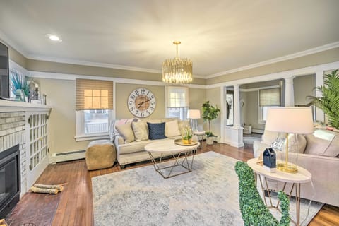 Family-Friendly Glens Falls Home w/ Sun Porch House in Glens Falls