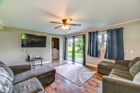 'Vick's Hunting Lodge' Near Fishing + Hiking House in Kentucky