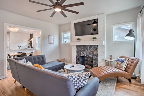 Charming Downtown Home w/ Updated Interior! House in Oklahoma City