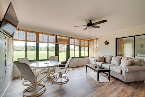 Walk to Lake: Geataway w/ Yard in Inverness House in Hernando