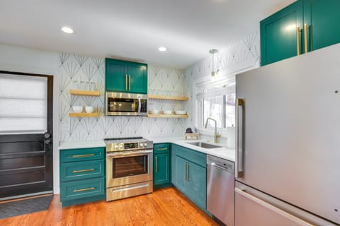 Dreamy St Charles Retreat w/ Furnished Patio! House in Saint Charles