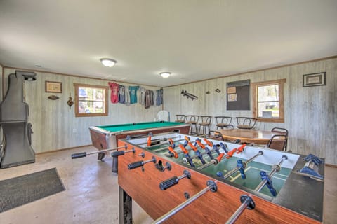 Rustic Cabin w/ Fire Pit, Steps to Sand Lake! House in Wisconsin