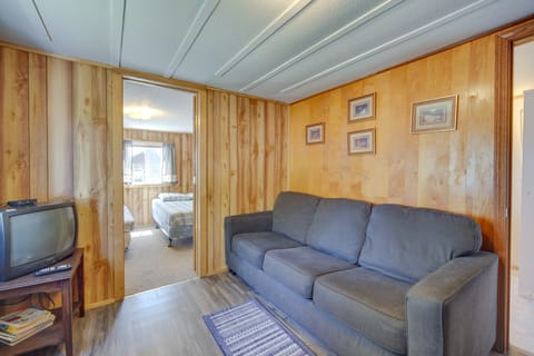 Rustic Cabin w/ Fire Pit, Steps to Sand Lake! House in Wisconsin