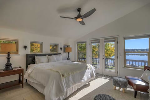 Pagosa Lakefront Home w/ Hot Tub, A/C, & Canoe! House in Pagosa Springs