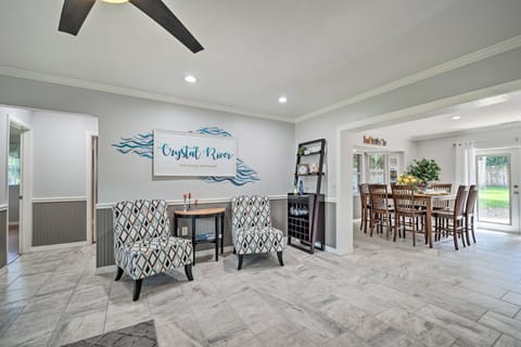 Hot Tub + Game Room: Crystal River Retreat! House in Florida