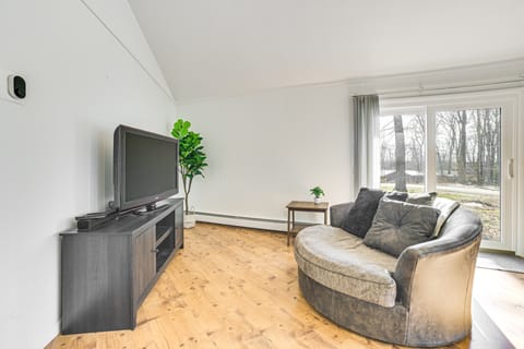 Close to 3 Ski Areas: Michigan Family Retreat! House in Michigan