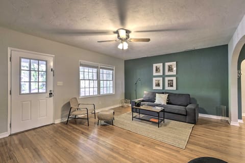 Pet Friendly Gainesville Getaway ~ 2 Mi to UF Apartment in Gainesville