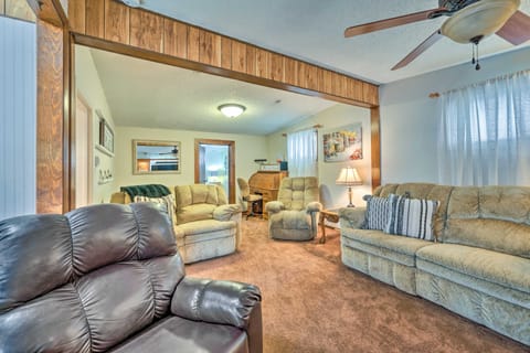 Caldwell House w/ Grill ~ 1 Mi to Downtown! House in Caldwell