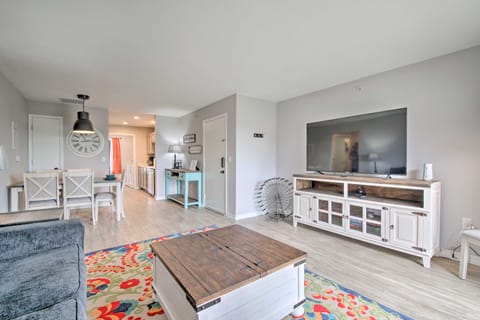 2 Mi to Branson Strip: Family Home w/ Balcony! Apartment in Branson