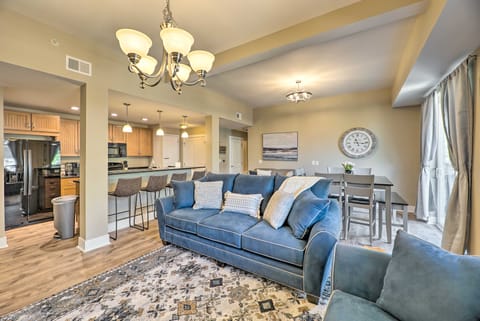 Grand Haven Condo - Walk to Nearby Hot Spots! Apartment in Grand Haven