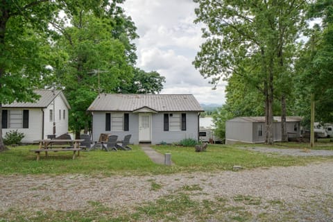 Lakefront Cabin in Dandridge w/ Fire Pit & Grill! House in Douglas Lake