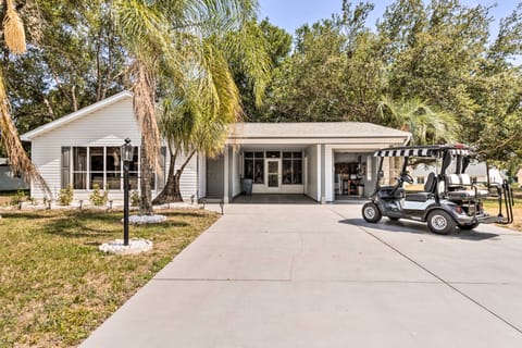 Inviting Lady Lake House: In the Village! House in Lady Lake
