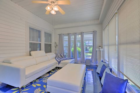 Spacious Lanett Haven w/ Sunroom + Large Deck Cottage in Alabama