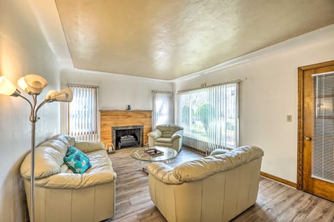 Cozy Retreat w/ Yard ~ 2 Mi to Lake Michigan! House in Muskegon