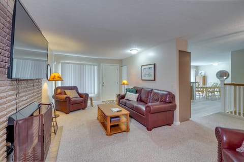 Barren River Lake Home w/ Boat Dock + Grill! House in Barren River Lake