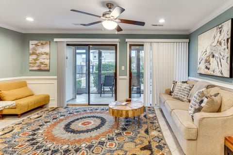 2 Mi to Ocean! Surfside Beach Condo w/ Patio Apartment in Surfside Beach