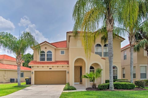 Outdoor Oasis w/ Pool: Davenport Resort Escape! House in Loughman