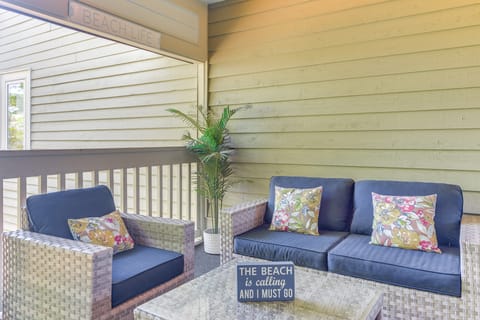 North Myrtle Beach Condo w/ Golf Course Views Apartment in Little River