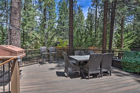 Big Bear Lake Cabin ~ 4 Mi Snow Summit Ski Resort House in Big Bear