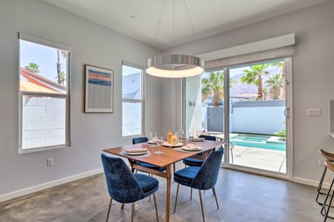 Mid-Century Modern Palm Springs Home w/ Pool House in Palm Springs