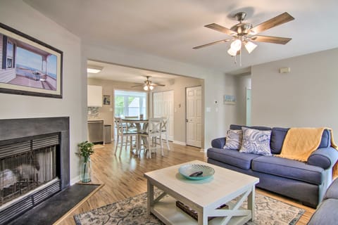 Water Access, Sunroom: Ocean View Escape! House in Ocean View