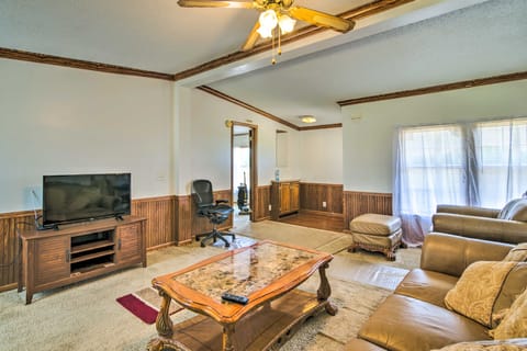 Relaxing Prairie Home, 29 Mi to Starkville! House in Mississippi