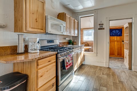 Walk to Royal Gorge Railroad! Colorado Base Camp Apartment in Canon City