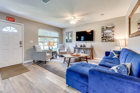 Walk or Bike Downtown! St Augustine Home w/ Yard House in Saint Augustine