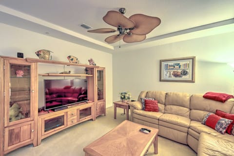 Sunny Punta Gorda Condo w/ Golf Course View! Apartment in Burnt Store Marina