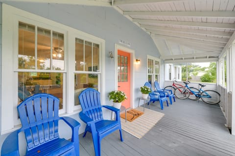 Panama City Home w/ Beach Gear & 2 Bikes Cottage in Highway 30A Florida Beach