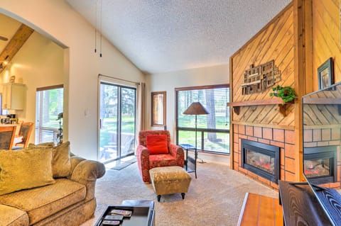 Cozy Pagosa Springs Townhome w/ Patio! Apartment in Pagosa Springs