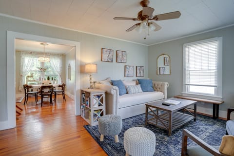 'Carousel Cottage:' North Chattanooga Home! Cottage in Chattanooga