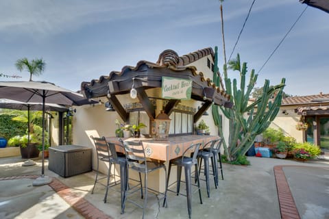 17 Mi to Disneyland & Dtwn: 'Whittier Hills' Gem! Apartment in Pico Rivera