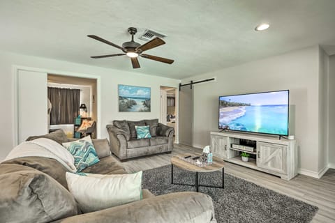 Bright & Breezy Cape Coral Retreat w/ Pool! House in Cape Coral