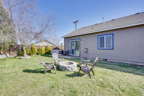Charming Bend Home w/ Porch & Yard: Great Location House in Bend
