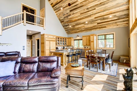 Pequot Lakes Retreat w/ Beach + Fire Pit! House in Minnesota