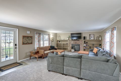 Central & Private Milan Home ~ 10 Mi to Sandusky! House in Ohio