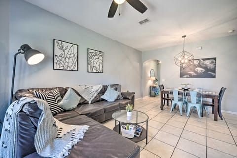 Chic Resort Townhome ~ 9 Mi to Disney Parks! Apartment in Four Corners