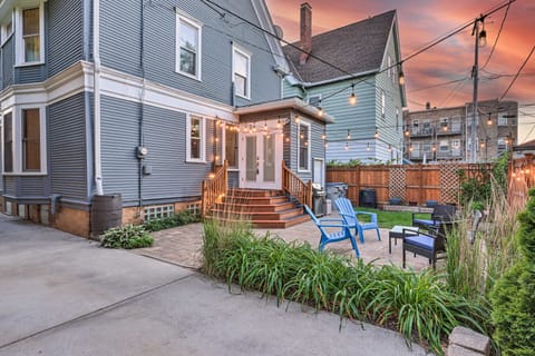 Milwaukee Home < Half Mi to Lake Michigan! House in Milwaukee