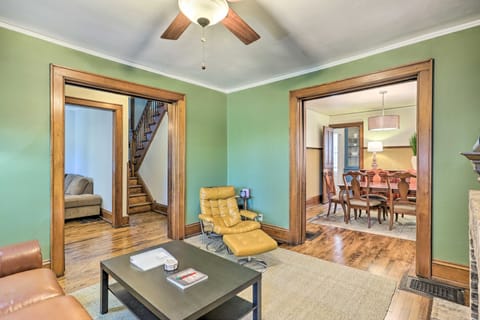 Milwaukee Home < Half Mi to Lake Michigan! House in Milwaukee